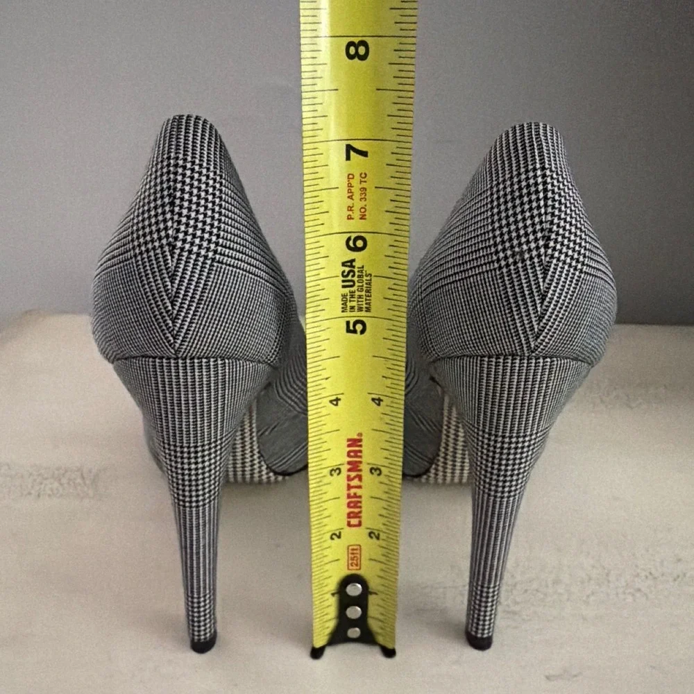 Salvatore Ferragamo Glen Plaid Peep Toe Pumps Black White Stiletto Heels 10B